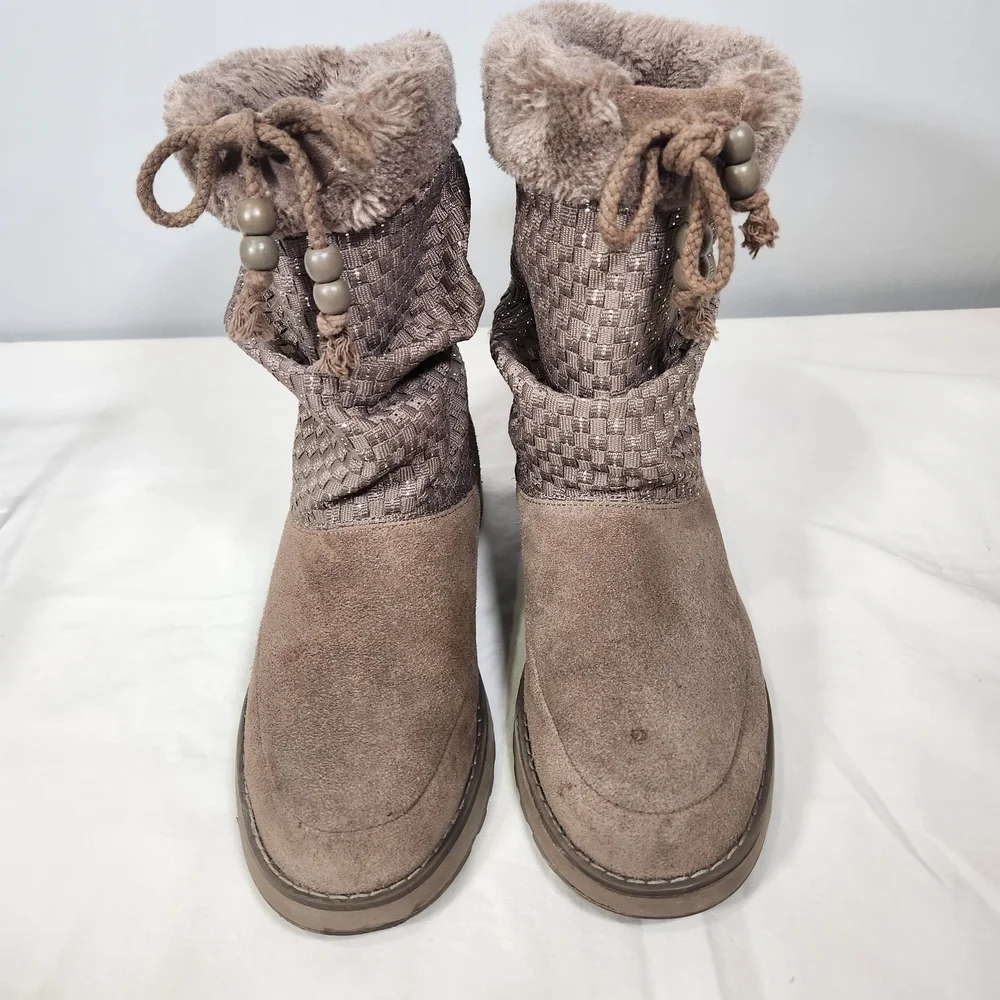 Skechers Keepsakers Lazy Booties Size 7.5